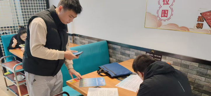 白云京溪：“垃圾分类”+“门前三包”齐治理，擦亮社区文明底色