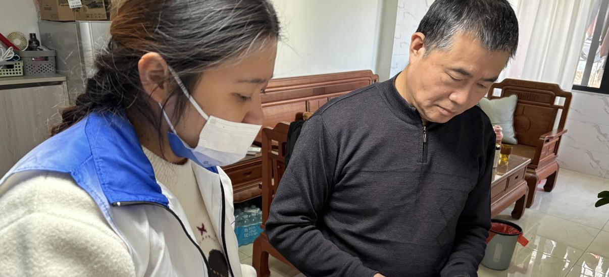 面对面宣传，白云大源开展垃圾分类入户宣传活动
