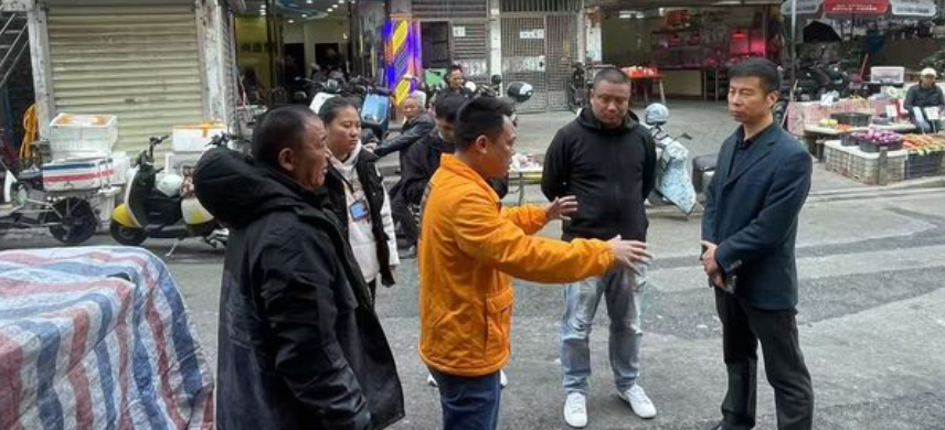 白云京溪：巡查麦地西街垃圾站，共促垃圾分类工作提升