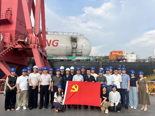 军地共建聚合力 双拥同心谱新篇